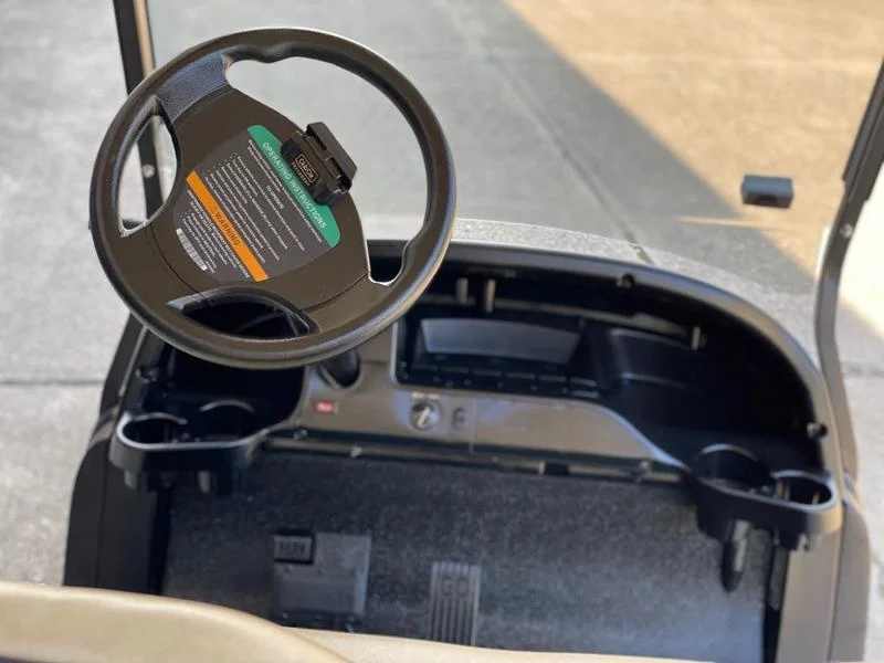 2017 Club Car Precedent i2 Gas for Sale - Image 4