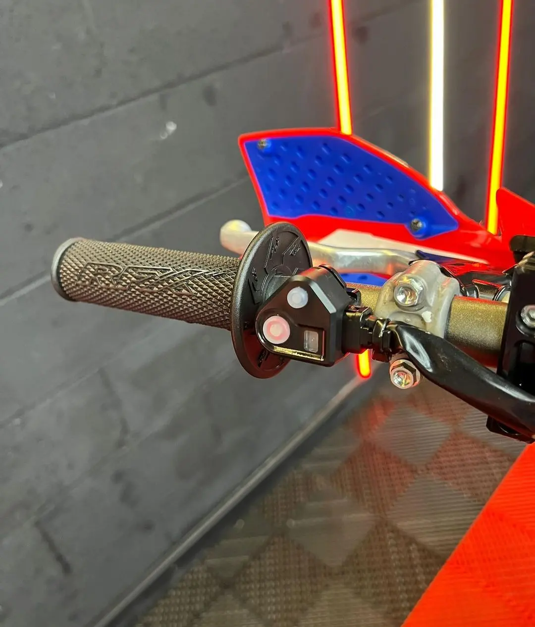 2018 Honda CRF250R Motocross 12V For Sale - Image 4