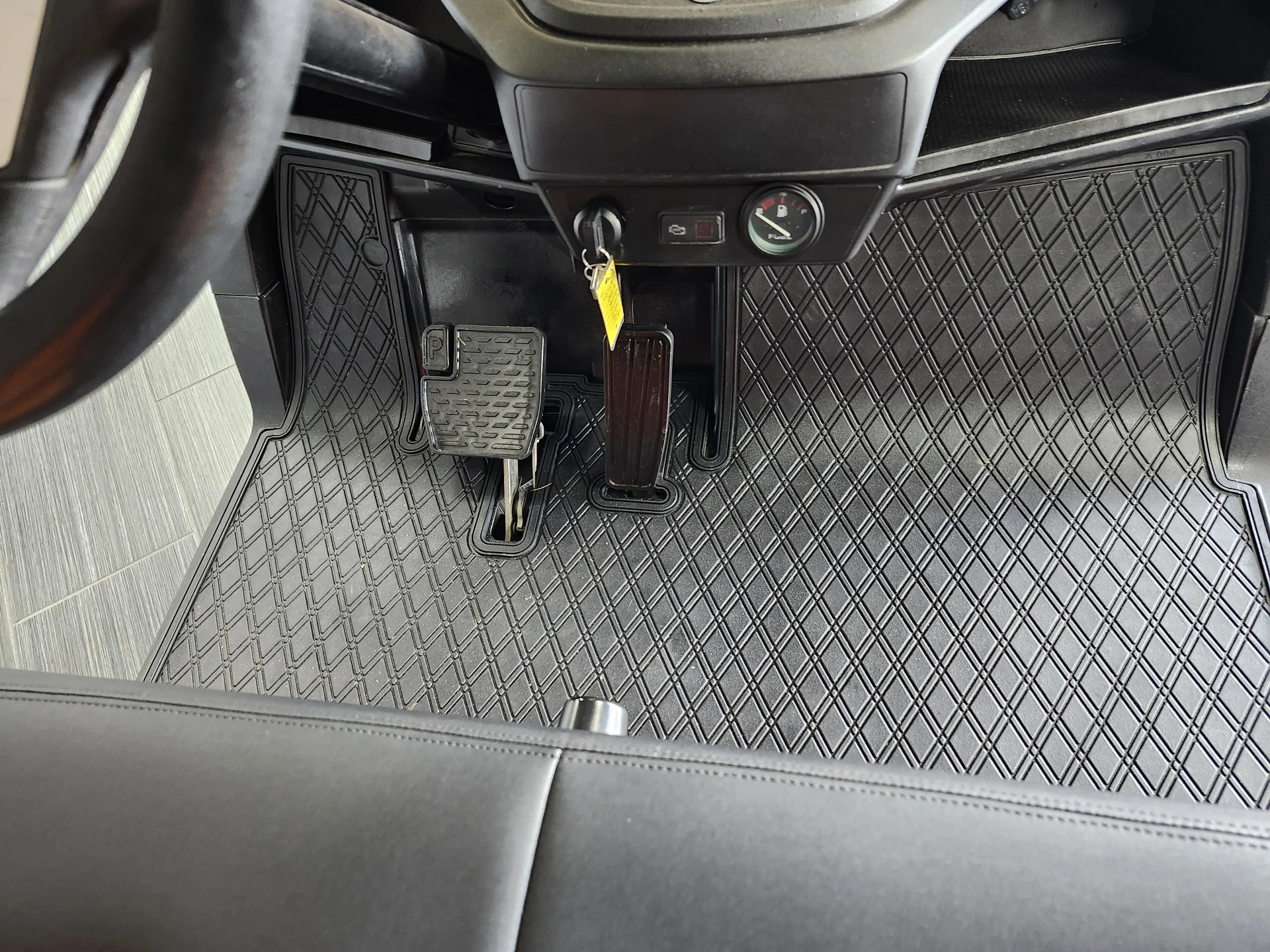 2021 Yamaha Drive 2 QuieTech EFI Golf Cart for Sale - Image 3