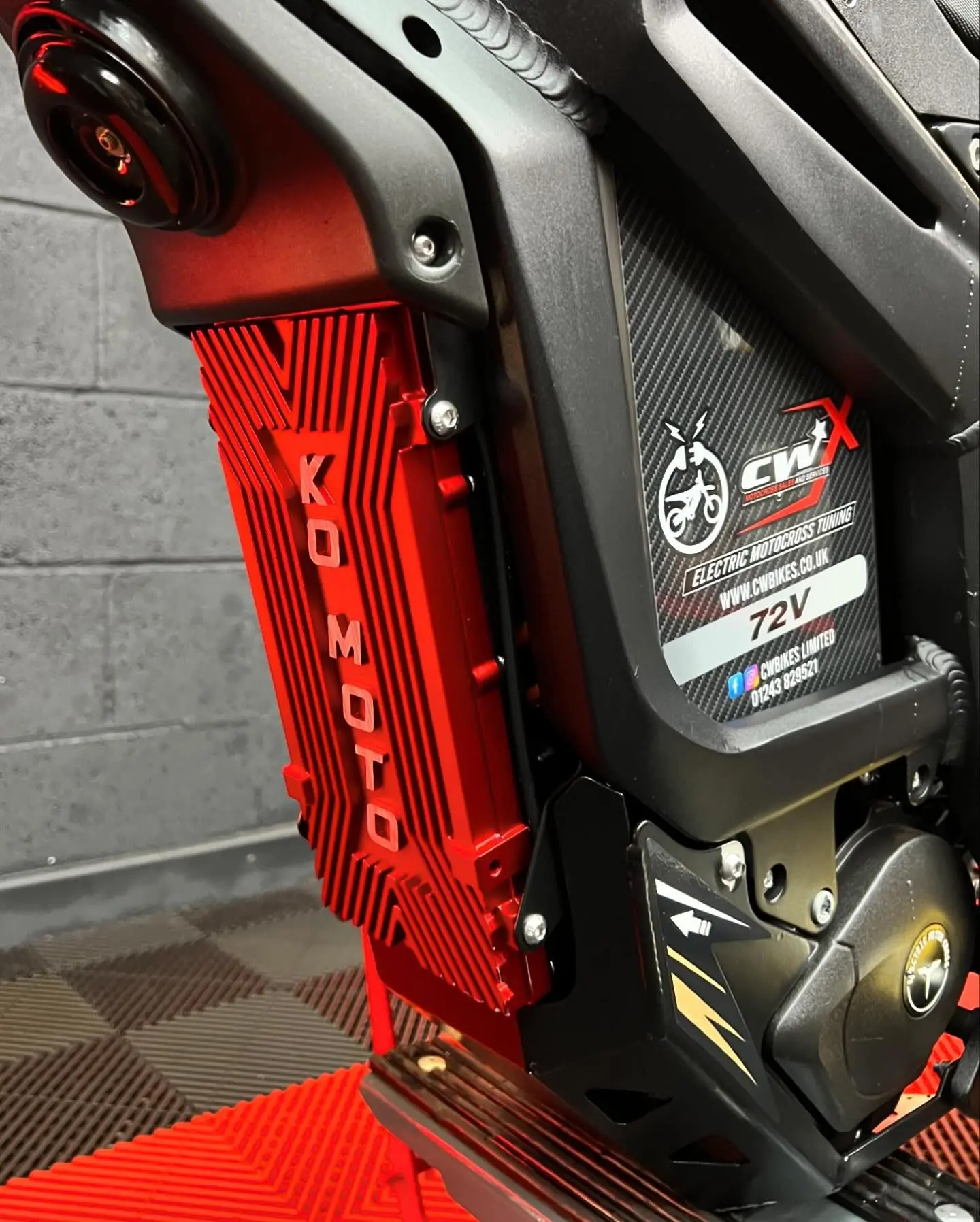 2022 Talaria Sting 72V Pit Bike For Sale - Image 5