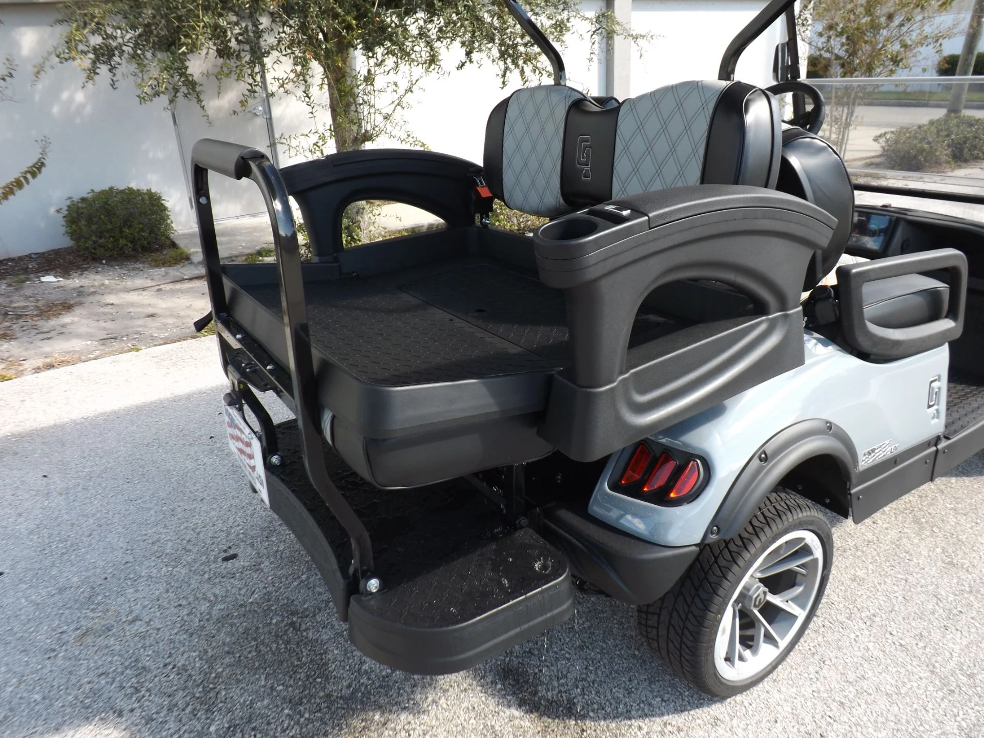 2023 HONOR LSV 2+2 G1 Lifted Lithium Golf Cart for Sale - Image 14