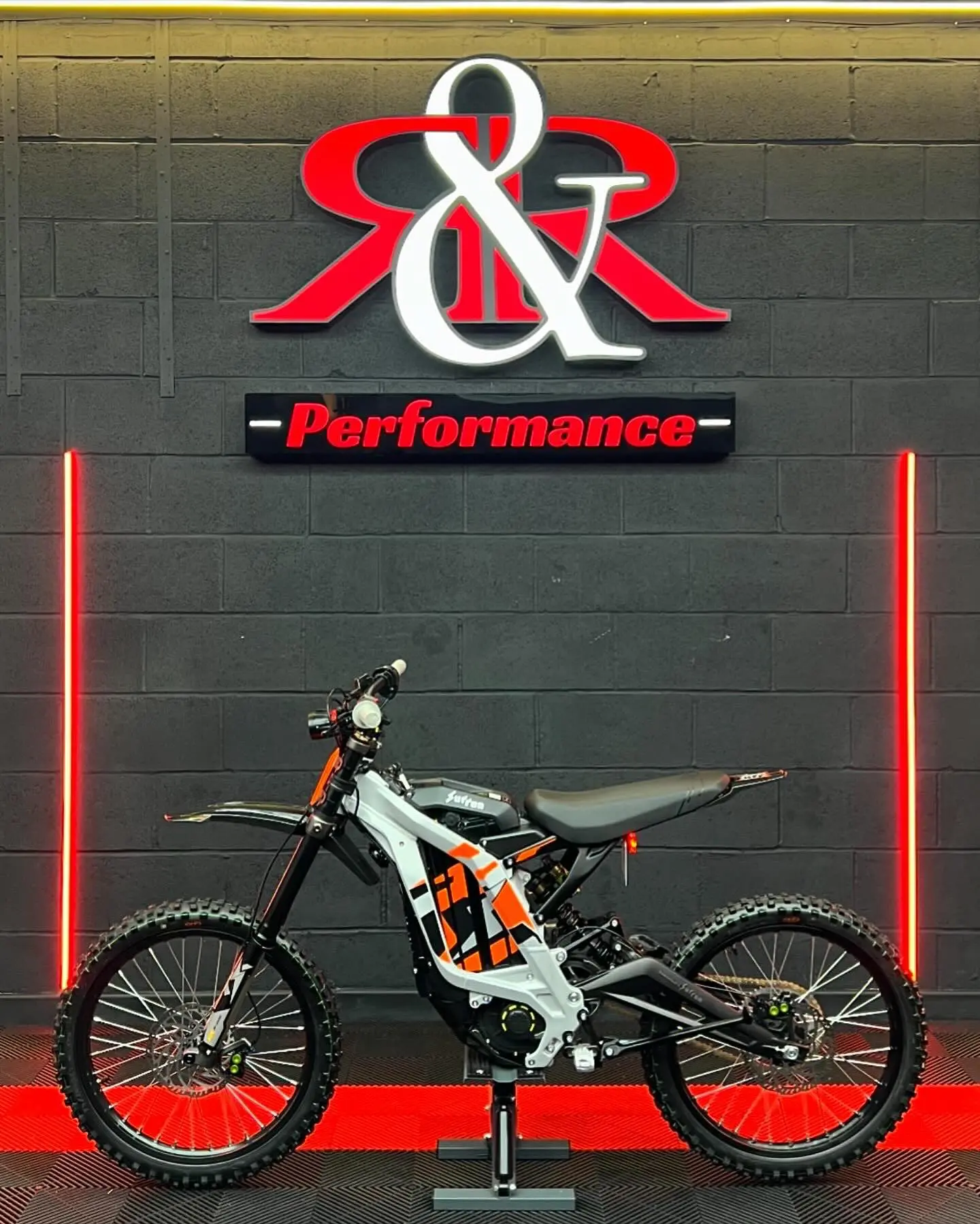 2023 Surron Light Bee Silver 60V For Sale - Image 6