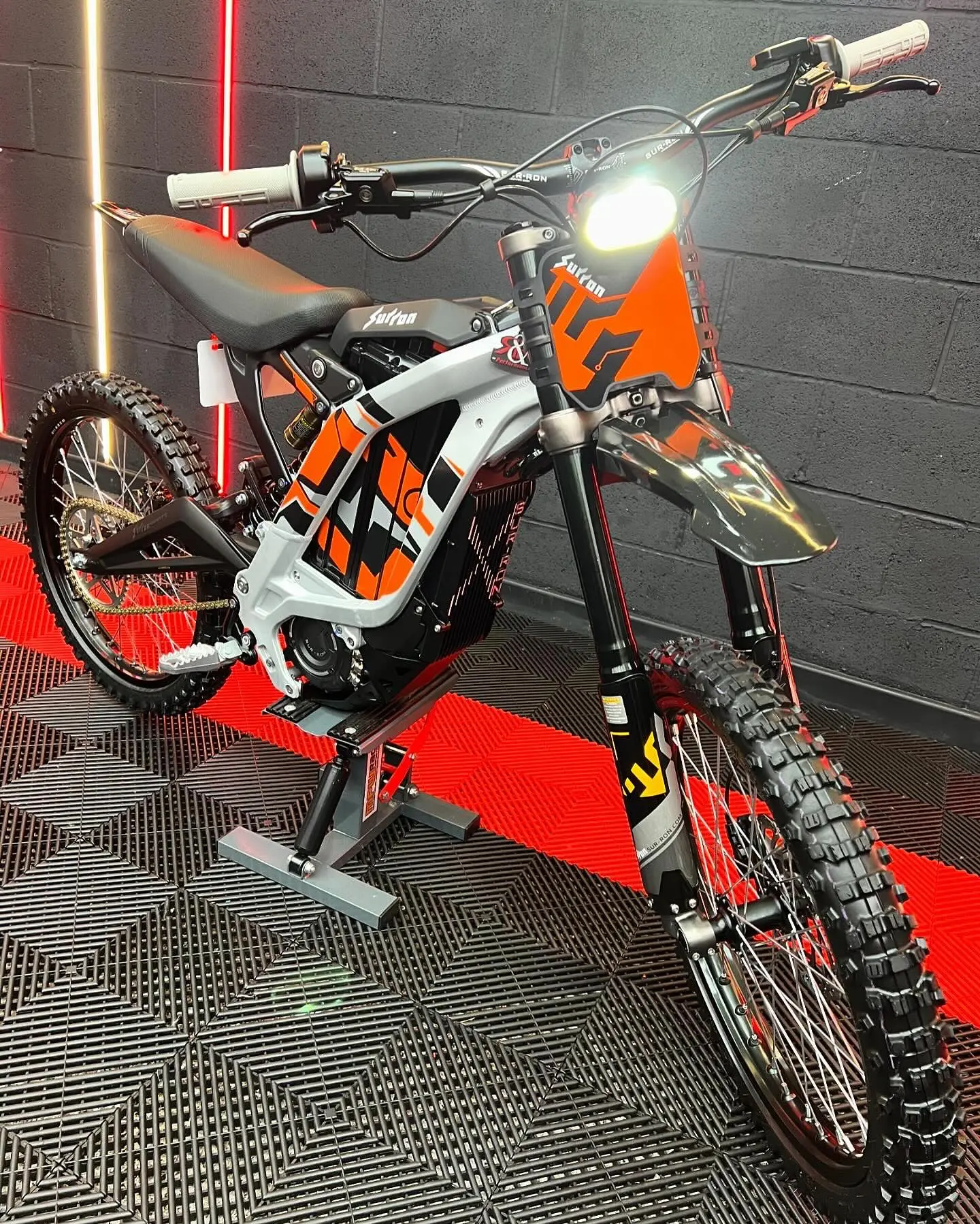 2023 Surron Light Bee Silver 60V For Sale - Image 9