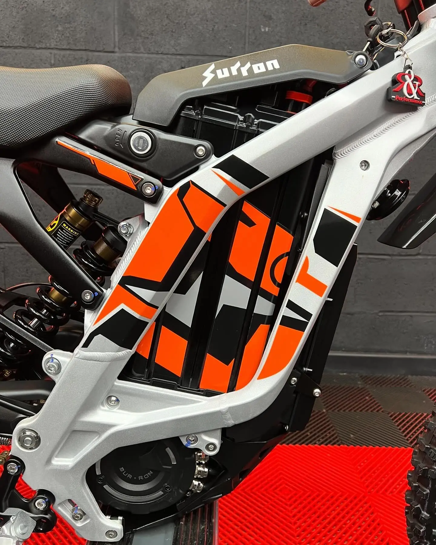 2023 Surron Light Bee Silver 60V For Sale - Image 3