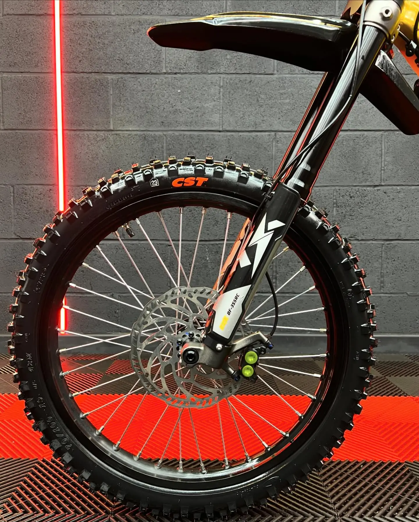 2023 Sur-Ron Light Bee Yellow 72V For Sale - Image 7