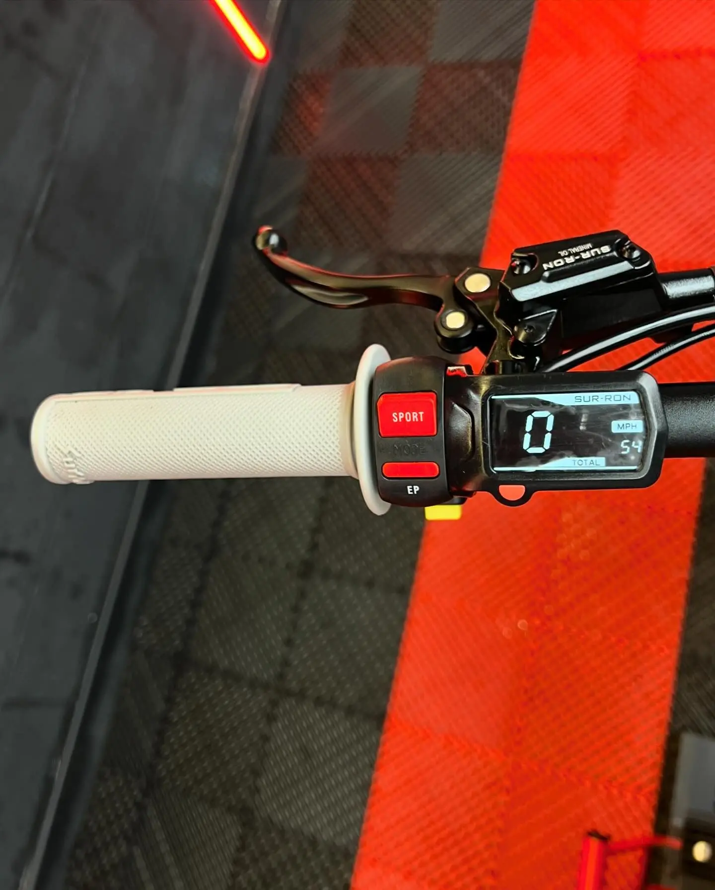 2023 Sur-Ron Light Bee Yellow 72V For Sale - Image 2