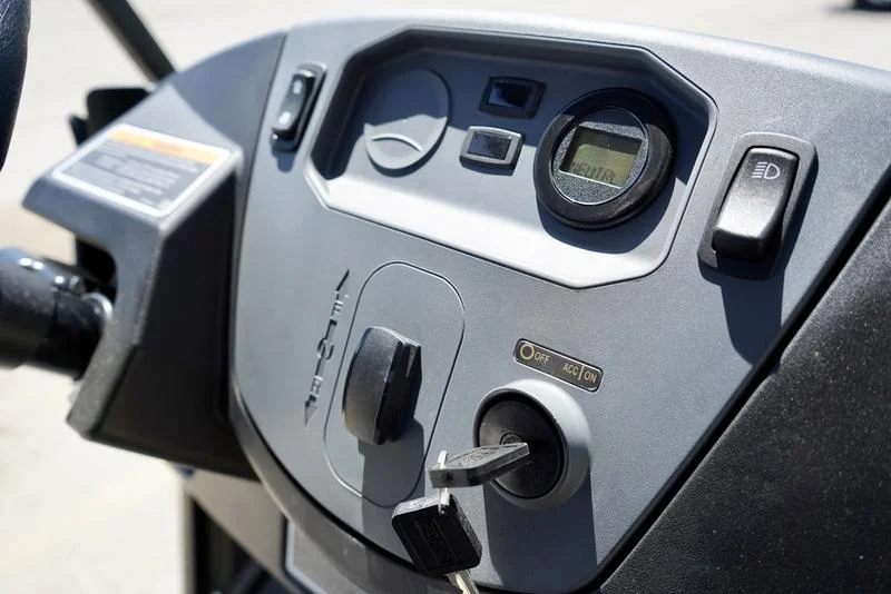 2024 CLUB CAR Carryall 700 Lithium for Sale - Image 7