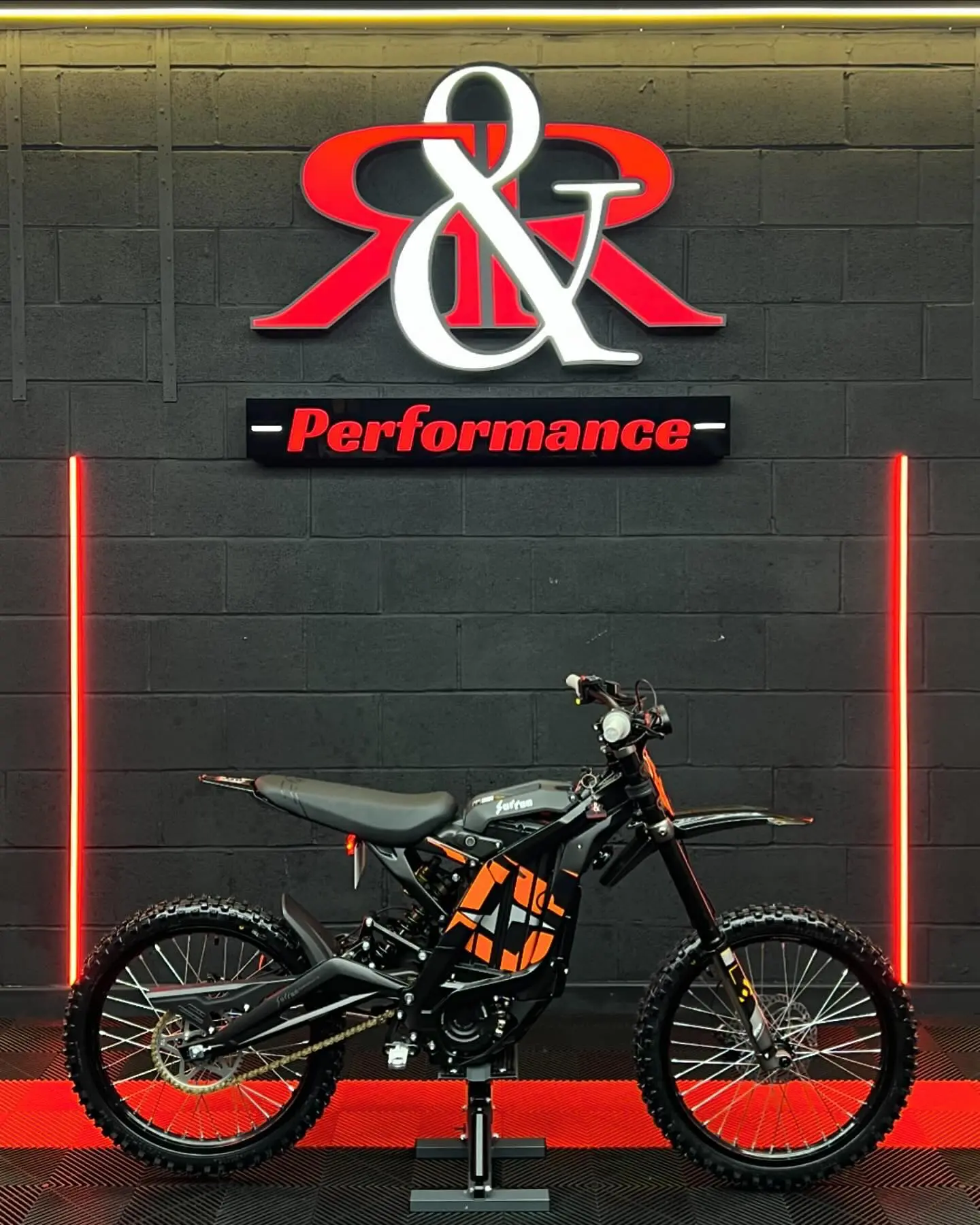 2024 Sur-Ron Light Bee Black 72V For Sale - Image 2