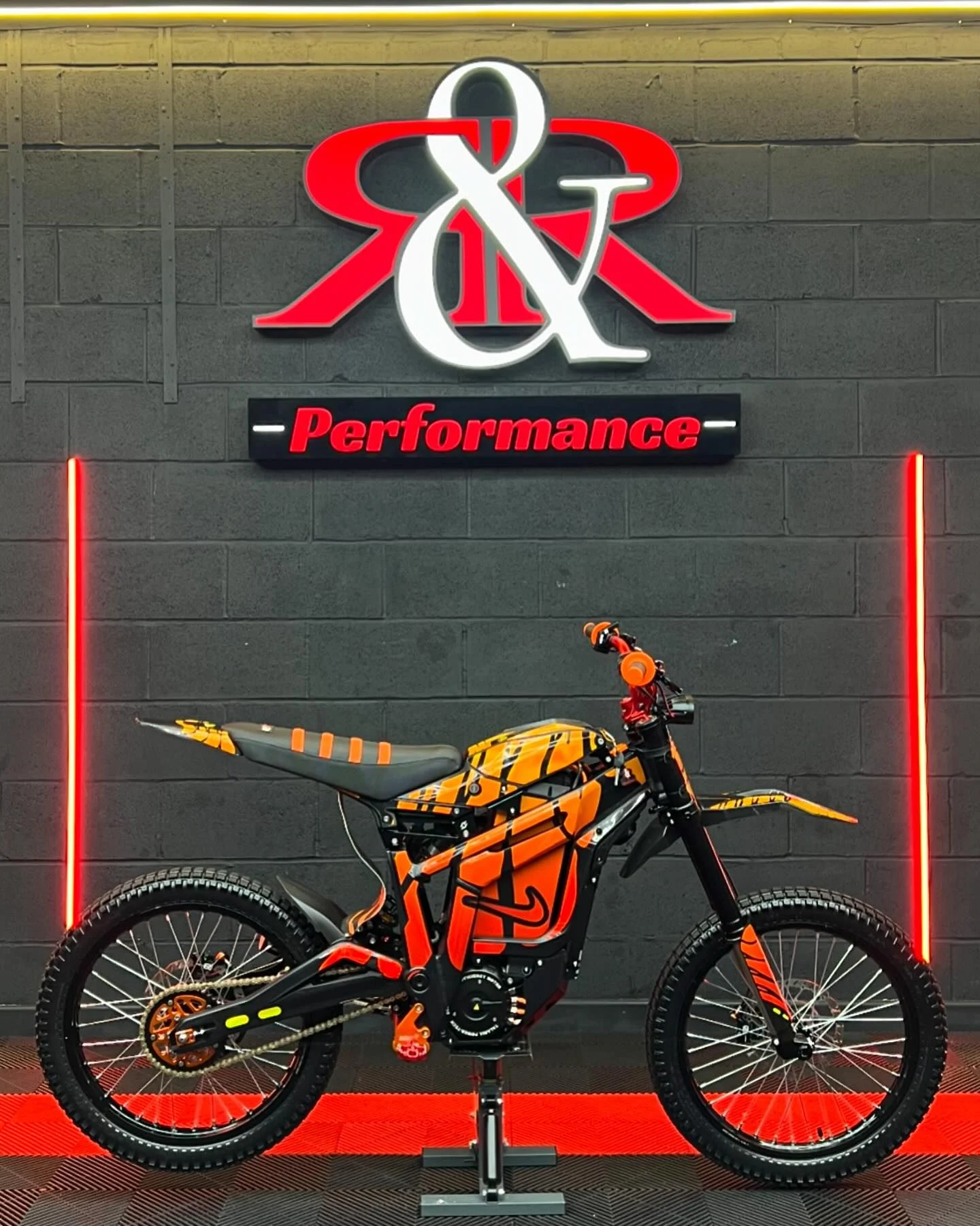 2024 Talaria Sting R 72V 45AH for Sale - Image 2