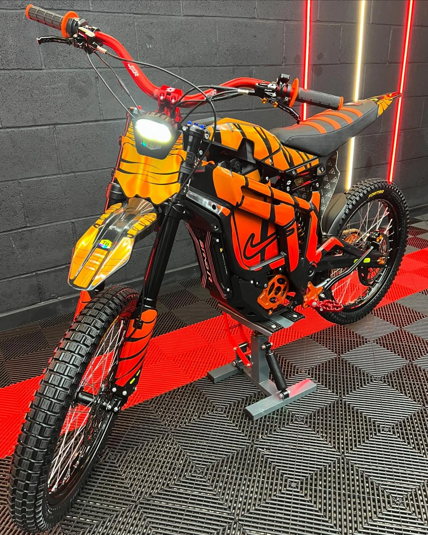 2024 Talaria Sting R 72V 45AH for Sale - Image 4