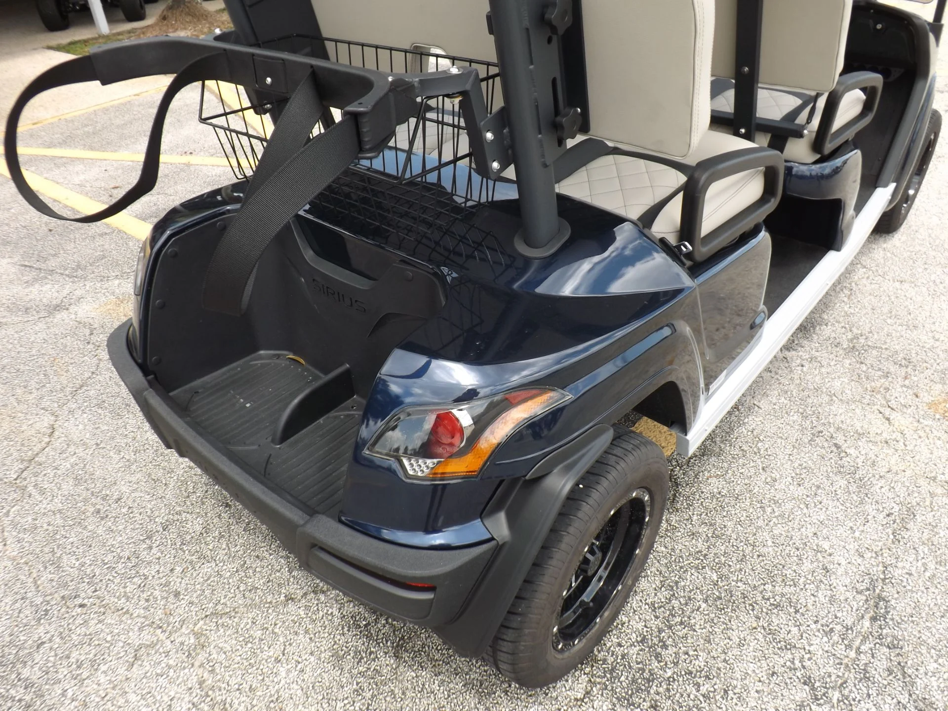 Black 2024 Star EV SIRIUS 4 Forward Lithium Golf Cart for Sale - Image 14