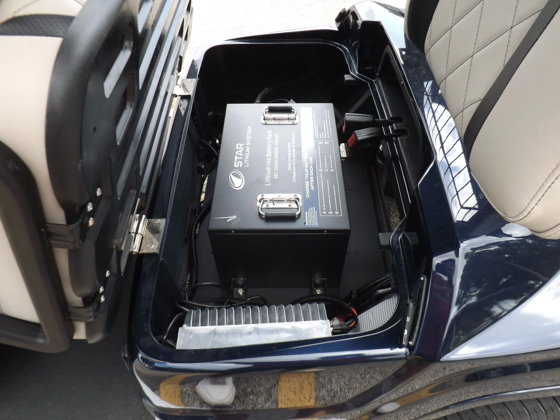 Black 2024 Star EV SIRIUS 4 Forward Lithium Golf Cart for Sale - Image 21