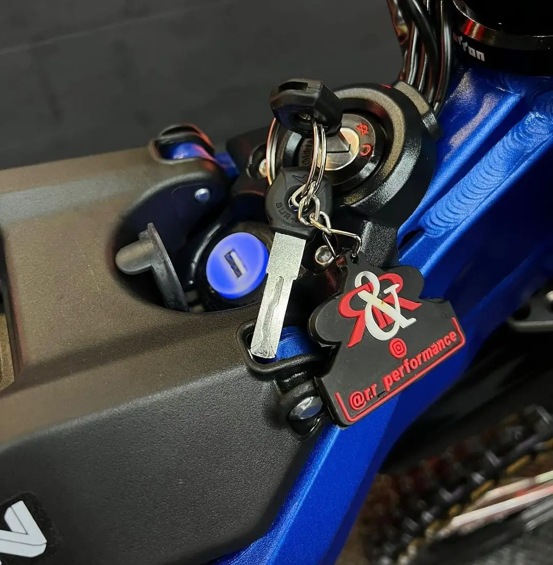 Blue 2023 Sur-Ron Light Bee 72V For Sale - Image 3