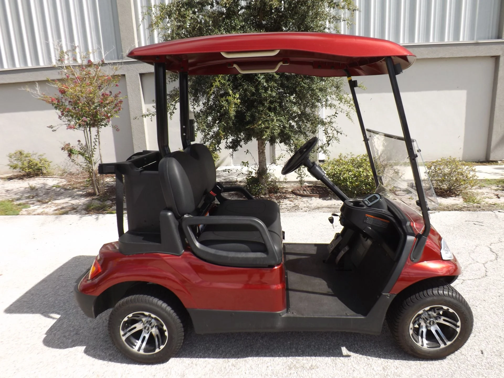 Merlot 2022 Advanced EV AEV 2 Golf Cart for Sale - Image 3