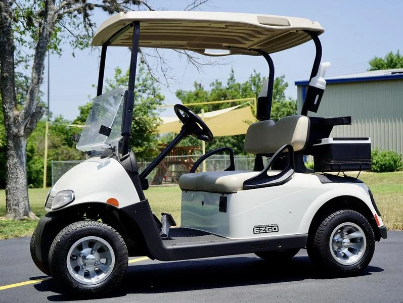 2010 E-Z-GO Freedom RXV 2 Passenger Golf Cart For Sale - Image 7
