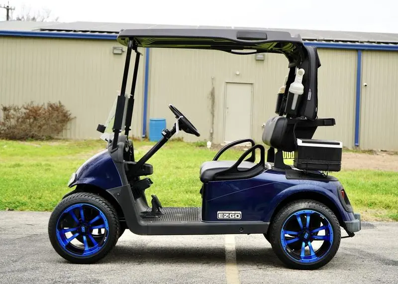 2014 E-Z-GO RXV 48V Golf Cart For Sale - Image 3
