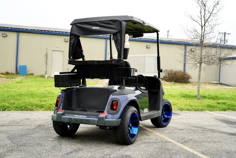 2014 E-Z-GO RXV 48V Golf Cart For Sale - Image 4