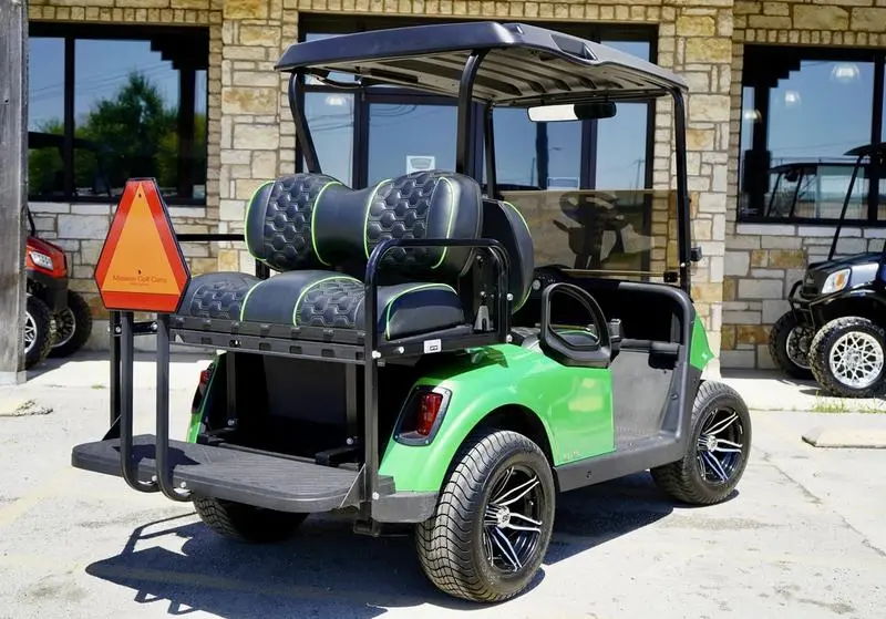 2018 E-Z-GO Freedom RXV ELiTE Golf Cart For Sale - Image 6