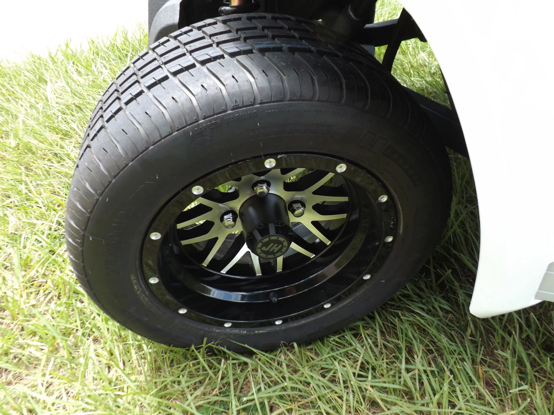 White 2023 Star EV SIRIUS 2+2 Golf Cart for Sale - Image 19