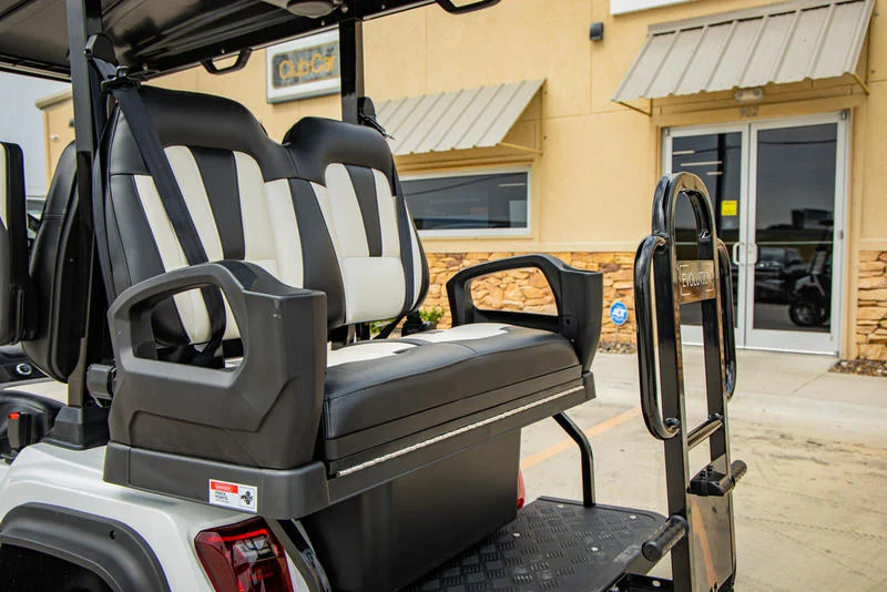 White 2024 EVolution D5 Maverick 2+2 Golf Cart for Sale - Image 8