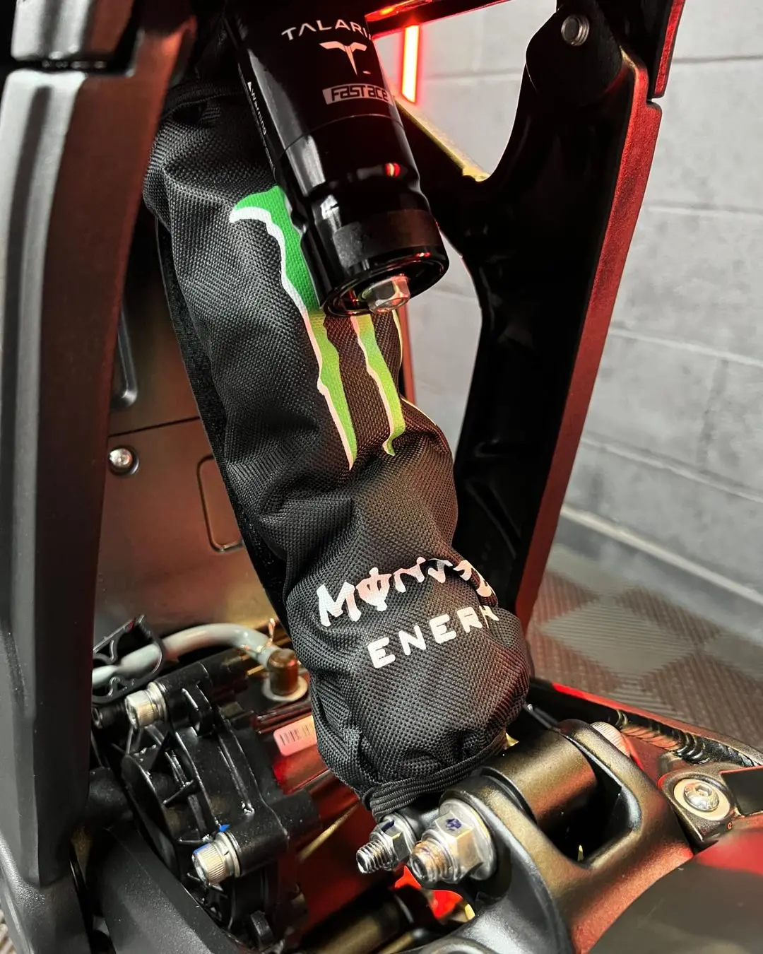 2023 Talaria Sting R Black 72V For Sale - Image 5