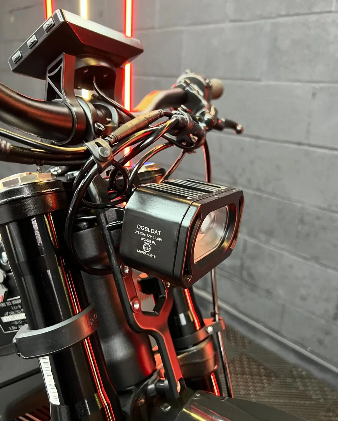 2023 Talaria Sting R Black 72V For Sale - Image 4